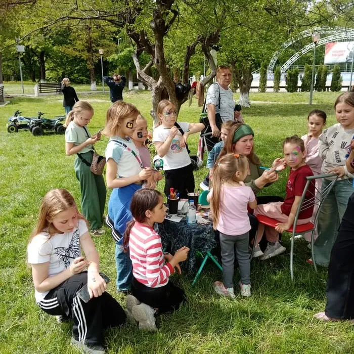 «Живые маски»
