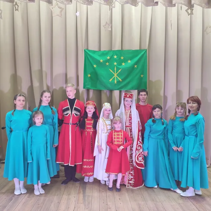 «Адыгейский узор»