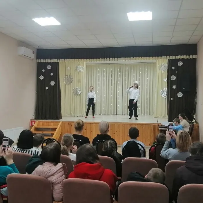 Концерт пародий "Новогодние звёзды"
