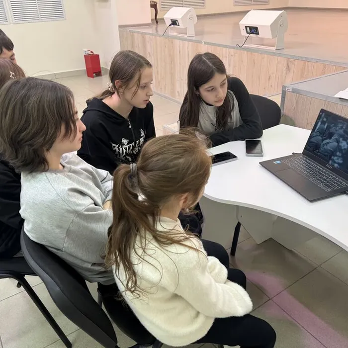 «Непокоренная земля»