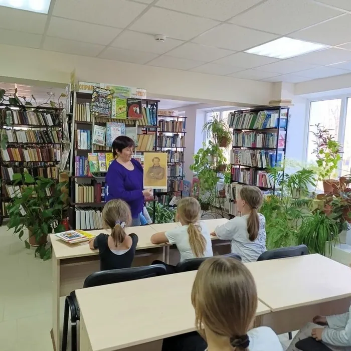 «Мы чтить тебя привыкли с детских лет»