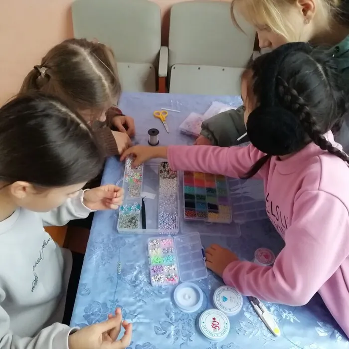 «Украшения из бисера»