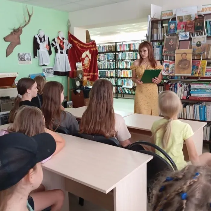 «Мастер-класс в клубе «Поэт»»