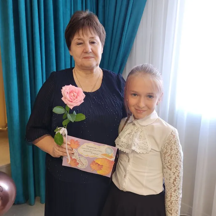 «Дорогим учителям»